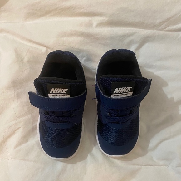 Shoes - Picture 2 of 2